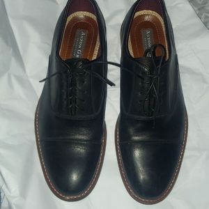 Leather dress shoes